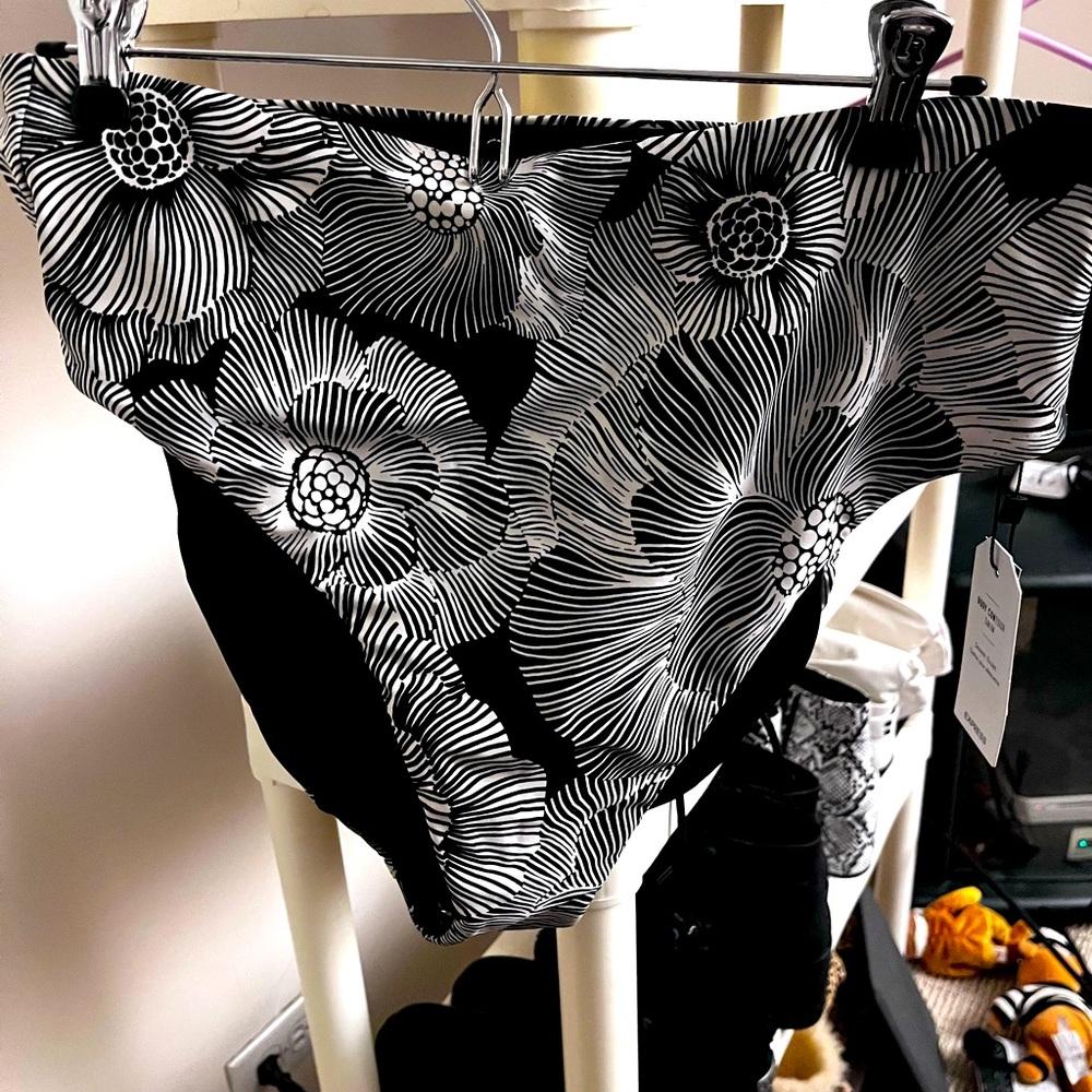 Express Monochrome Floral Bikini Bottom. Size XL. Available in black same size